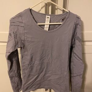 Fabletics top in light purple